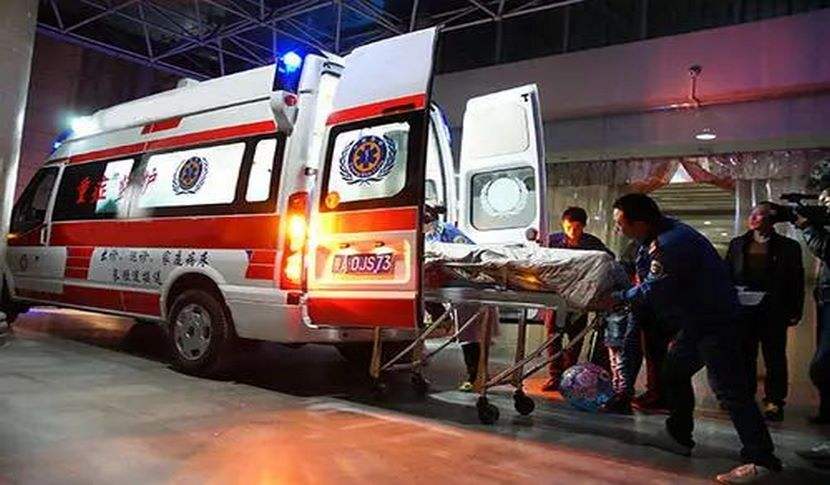 图木舒克市机场、火车站急救转运