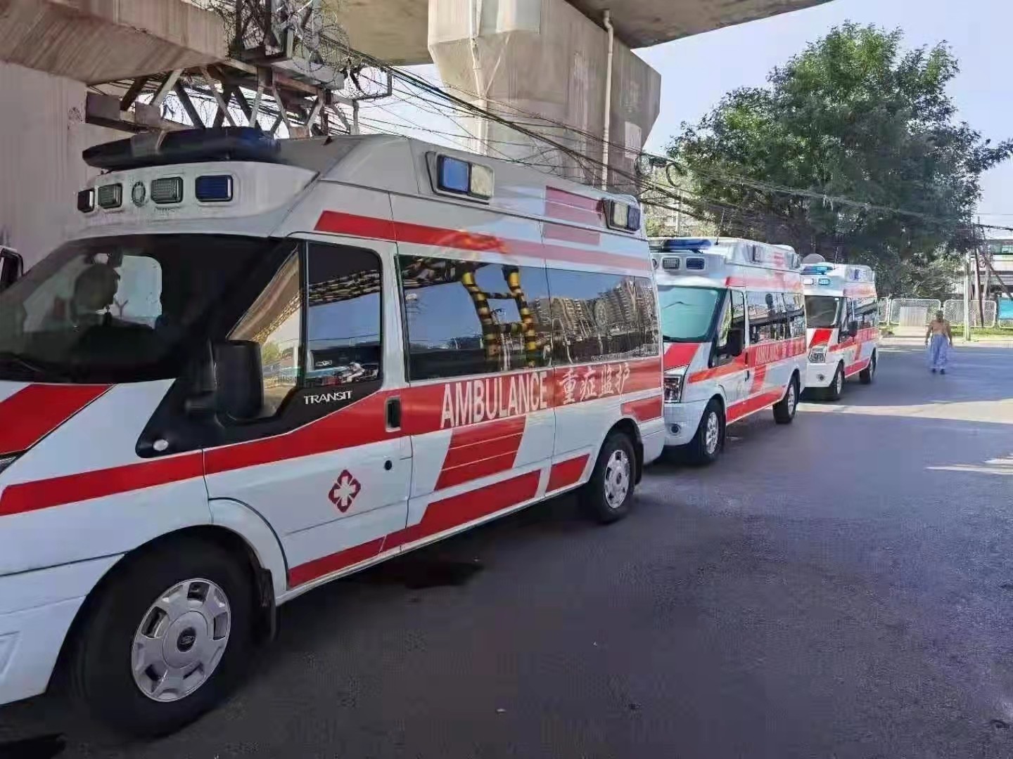 图木舒克市救护车出租